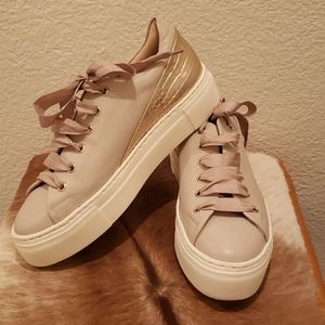 AGL Platform Sneakers in soft Nude & Rose Gold Size 7 /37